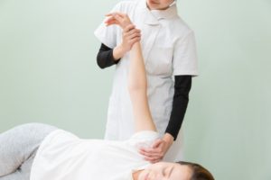 手技療法の種類と効果:痛みやストレスを解消する方法